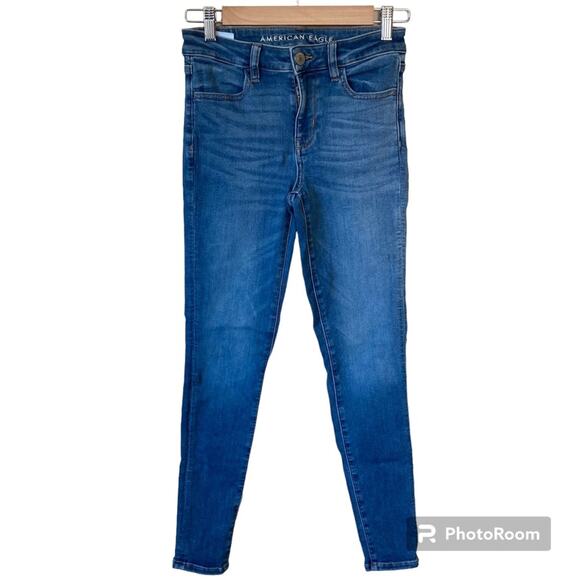 American Eagle Outfitters Denim - American Eagle Next Level Stretch Skinny Jeans Size 2